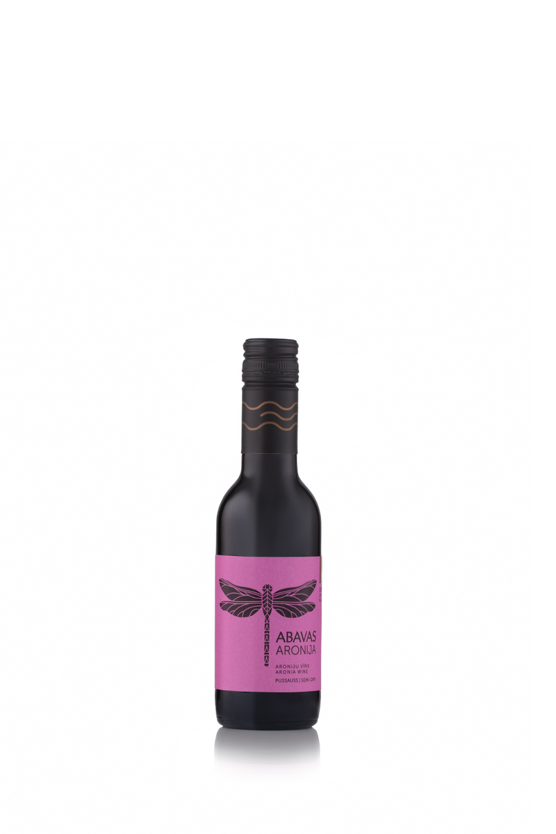 Aronia semy dry wine